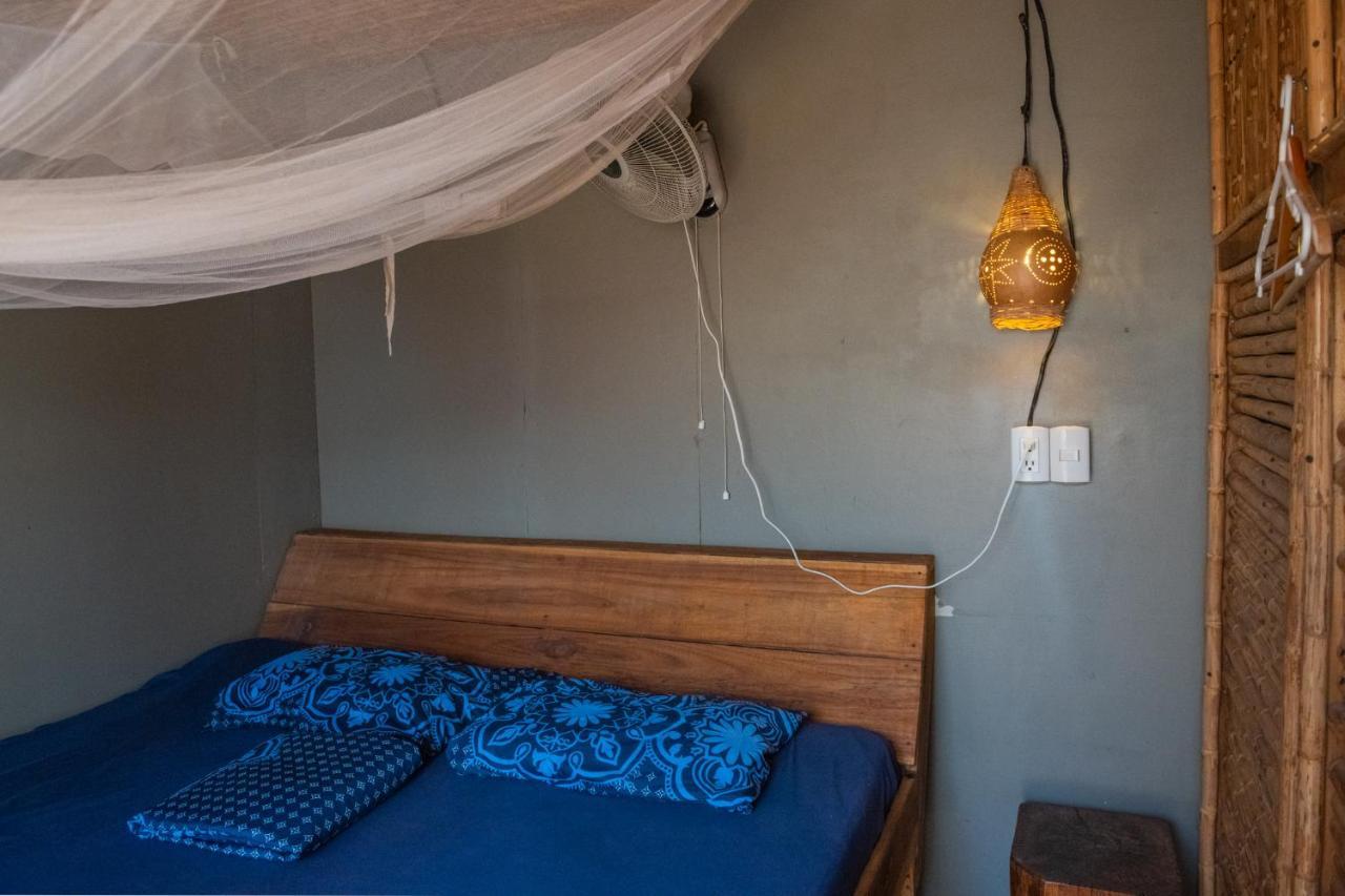 Roots Family Hostel Puerto Viejo de Talamanca Kültér fotó